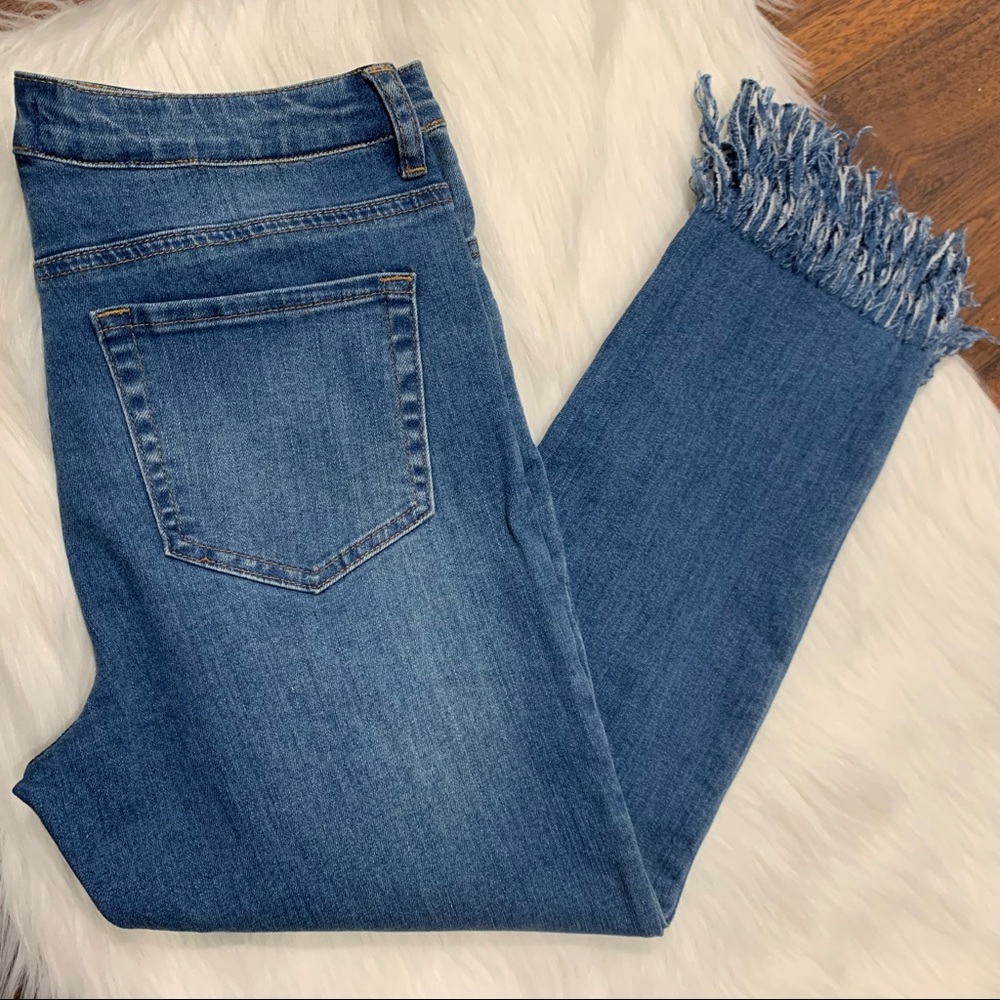 Forever 21 Premium Denim Cropped Jeans With Fringe Hem.